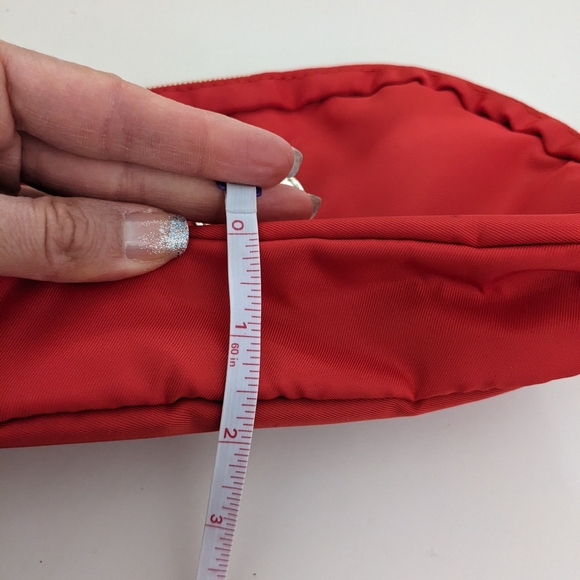 NWT! Lilly Pulitzer Jeanie Belt Bag In Amaryllis Red - Picture 8 of 14